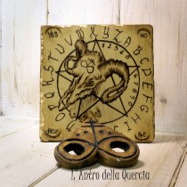 Quadrante ouija con Baphomet, pirografia su legno