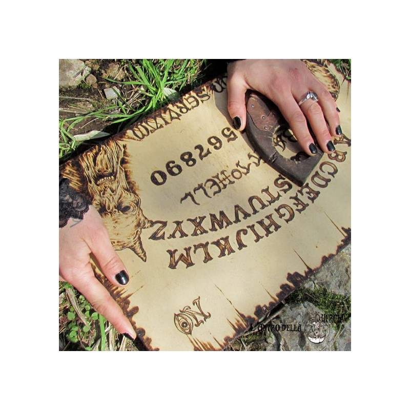 OUIJA Lucifer con planchette, pirografia su legno